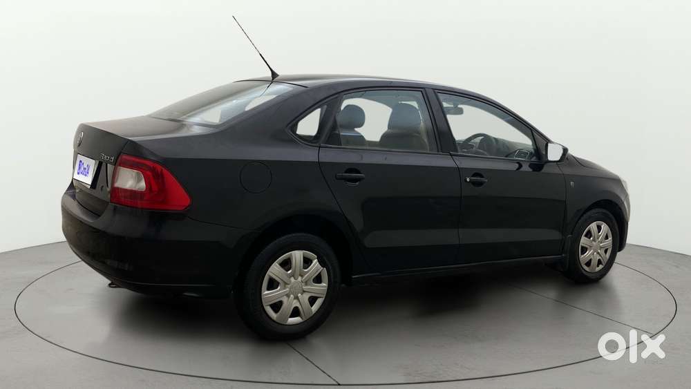 Skoda Rapid Ambition 1.6 Tdi Cr Manual Plus, 2013, Diesel