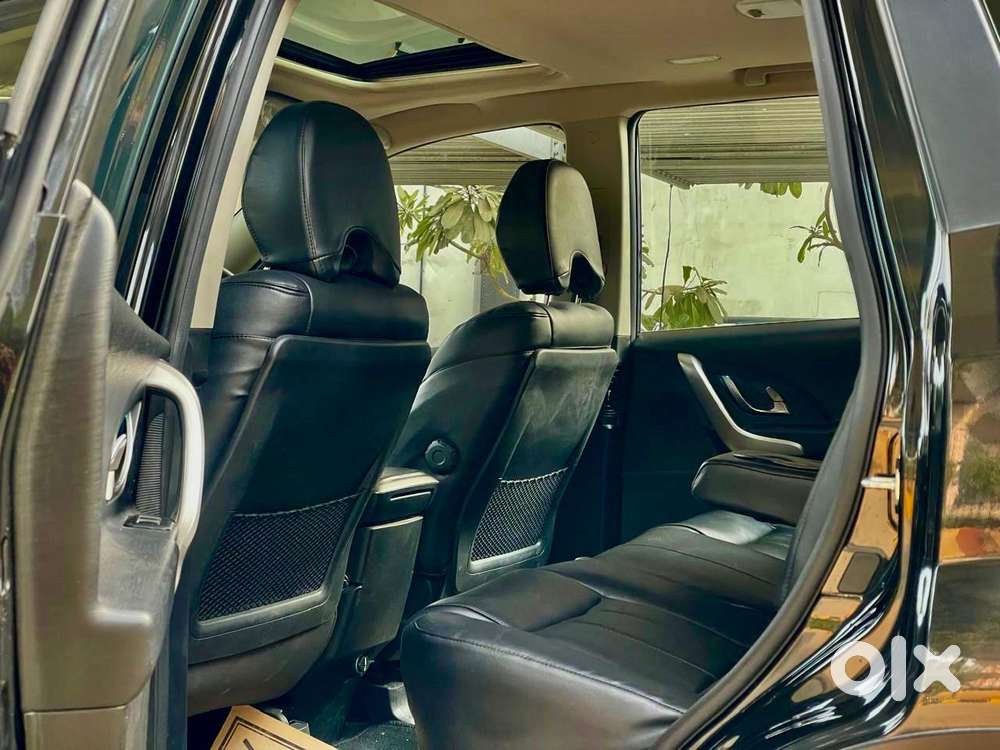 Mahindra Xuv500 W9, 2021, Diesel