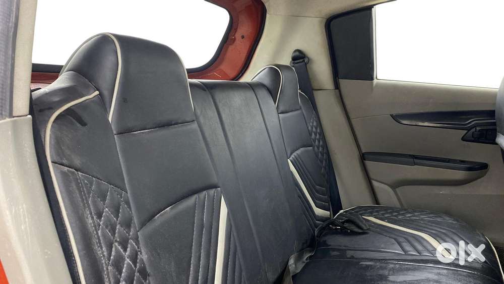 Mahindra Kuv 100 Mfalcon G80 K4, 2016, Cng & Hybrids