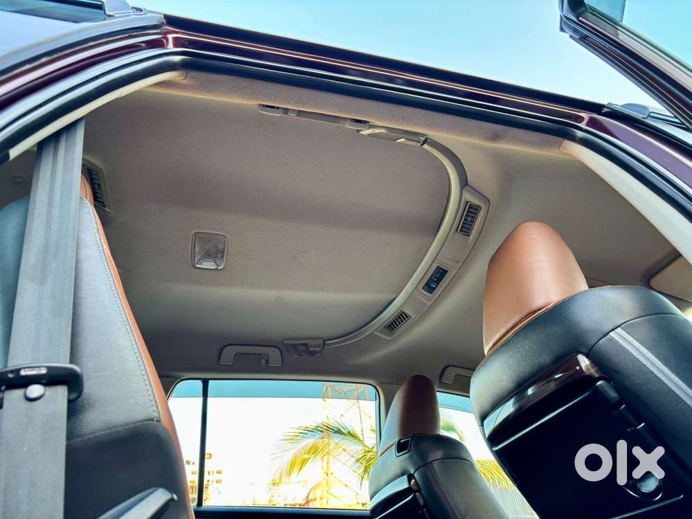 Toyota Innova Crysta 2.8 Z, 2018, Diesel