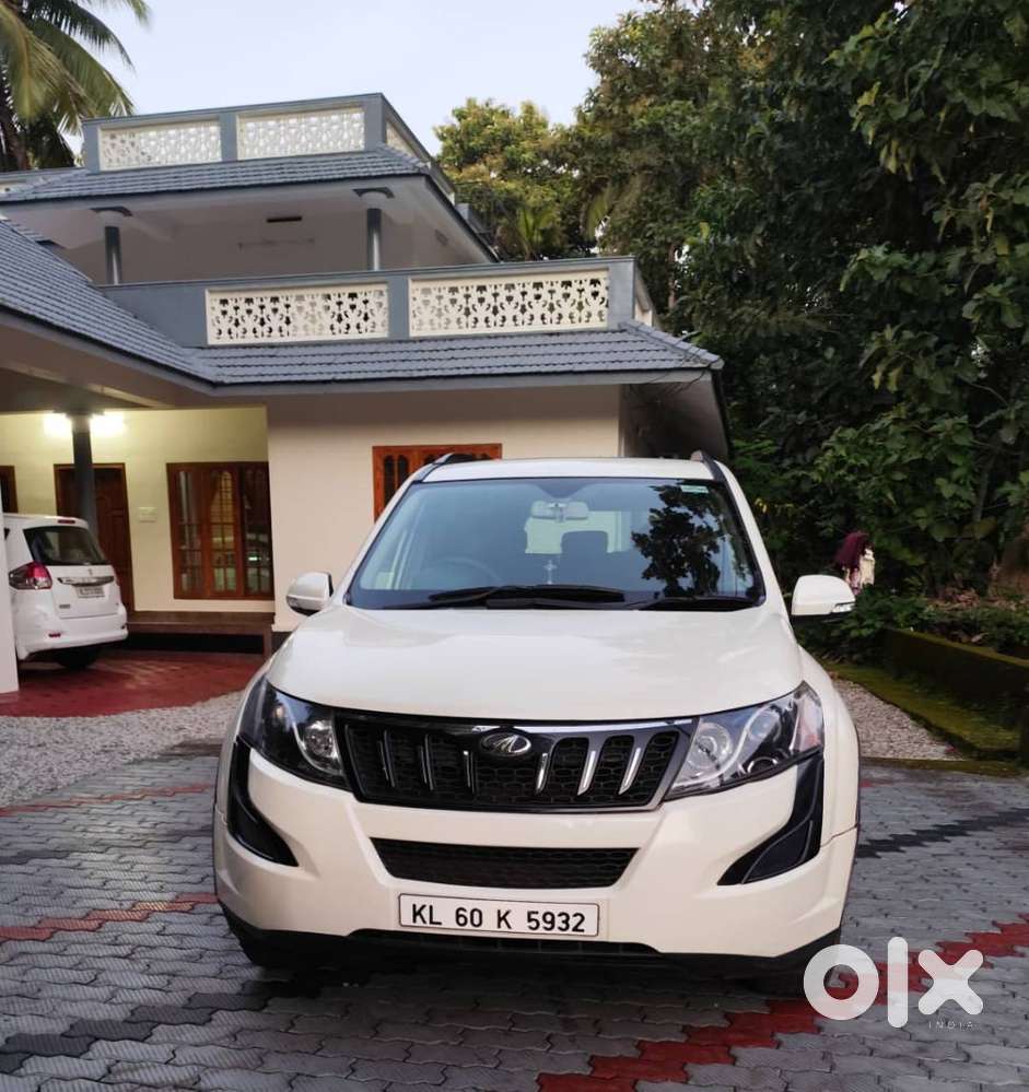 Mahindra Xuv500 2016 Diesel 133000 Km Driven