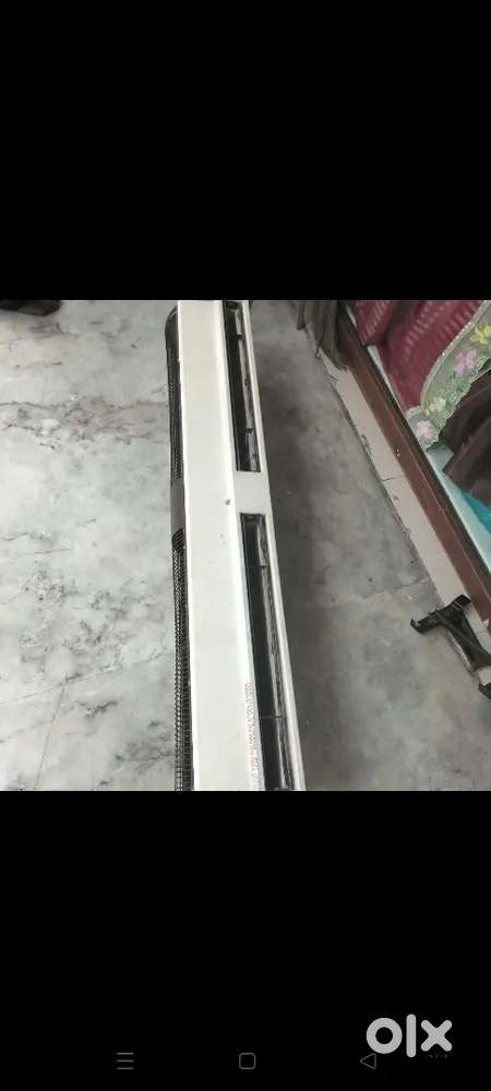 Air curtain