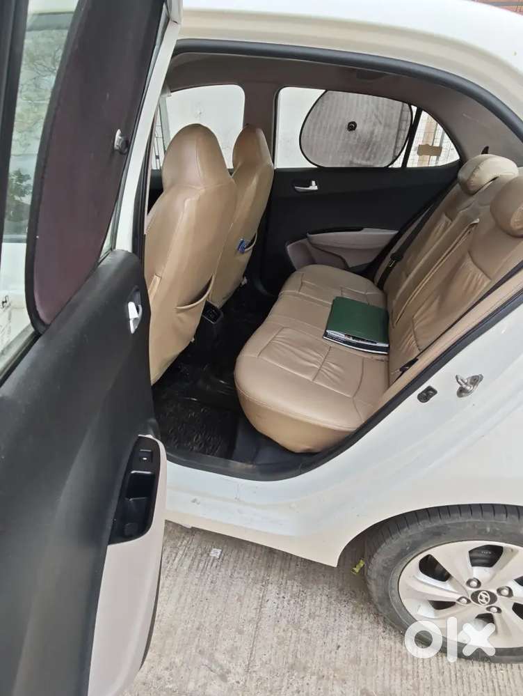 Hyundai Xcent + Cng