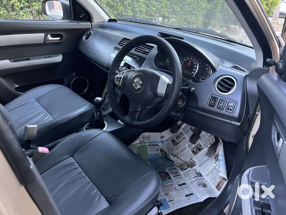 Maruti Suzuki Swift Dzire 1.3 Zxi, 2011, Petrol