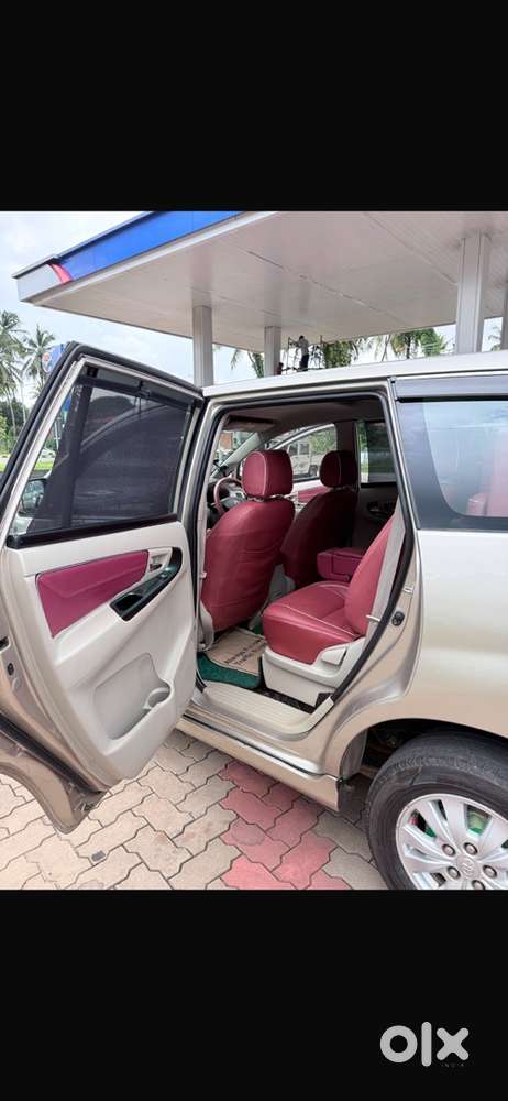 Toyota Innova Diesel 2012