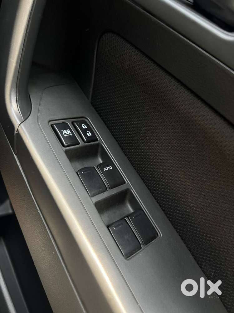 Maruti Suzuki Vitara Brezza Vdi Mt, 2017, Diesel