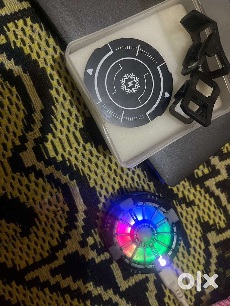 Iphone and android gaming fan back
