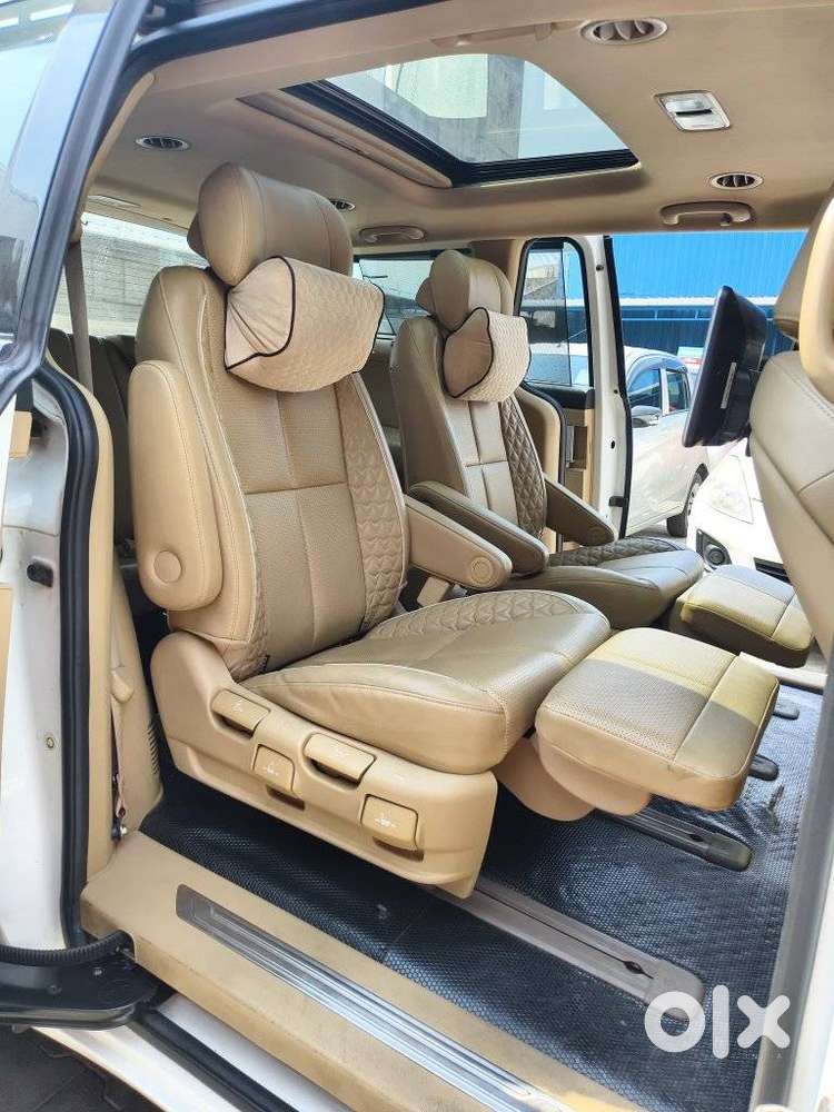 Kia Carnival Limousine Plus 7 Str, 2022, Diesel