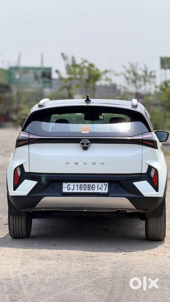 Tata Nexon Fearless Plus S 1.5 Revotorq Diesel 6 Amt Dt, 2023, Diese..