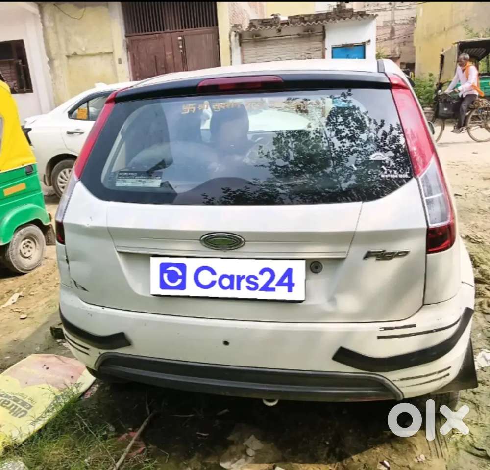 Ford Figo Petrol 2014
