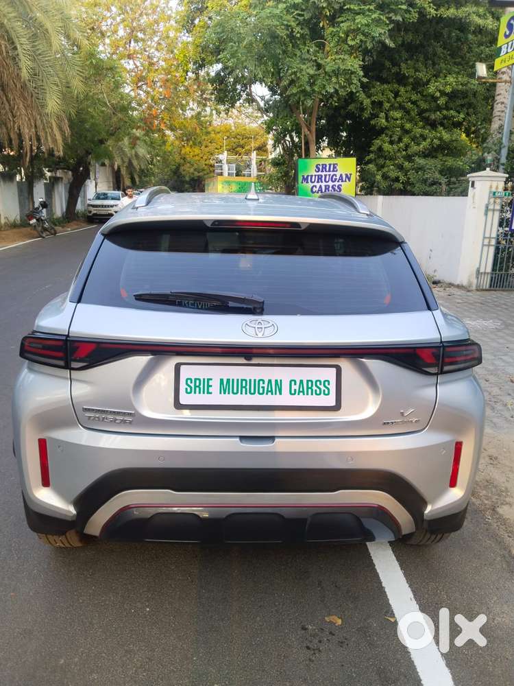 Toyota Urban Cruiser Taisor V 1.0 Petrol Mt, 2024, Petrol