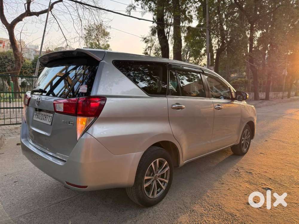 Toyota Innova Crysta 2.4 Gx Mt, 2019, Diesel