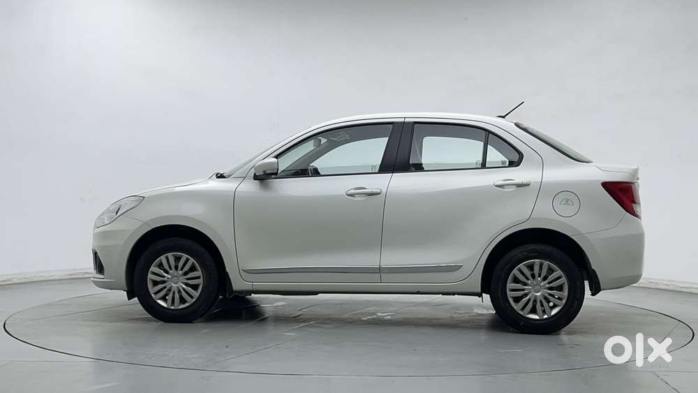 Maruti Suzuki Dzire 1.2 Vxi, 2023, Petrol