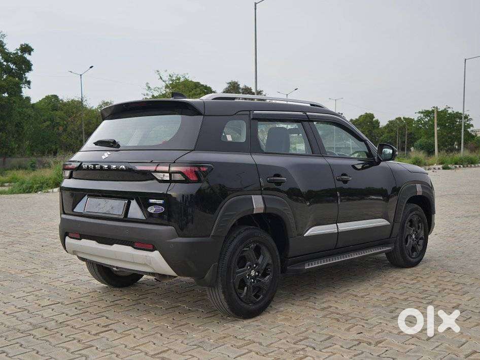 Maruti Suzuki Brezza 1.5 Zxi At Smart Hybrid, 2024, Petrol