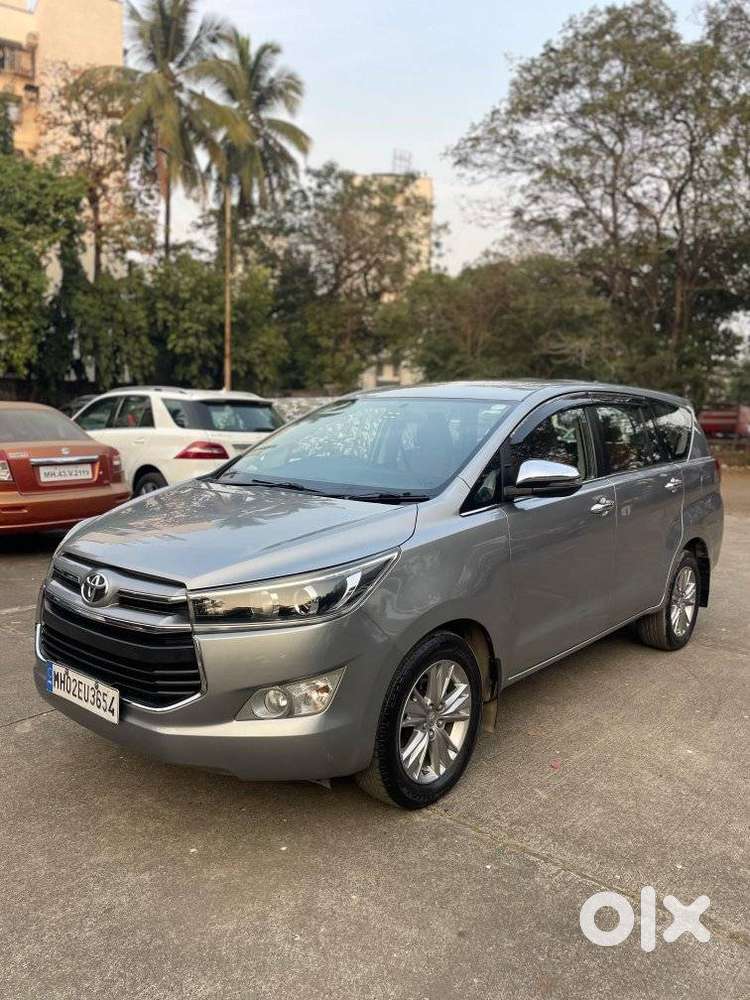 Toyota Innova Crysta