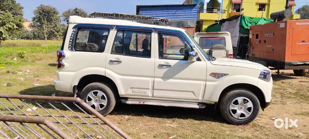 Mahindra Scorpio Classic 2015 Diesel 100000 Km Driven