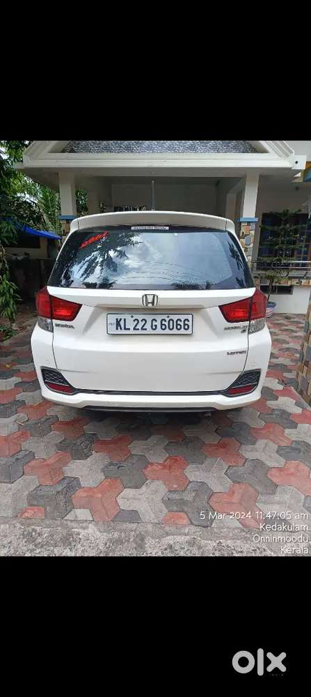 Honda Mobilio Diesel 2015 Variant