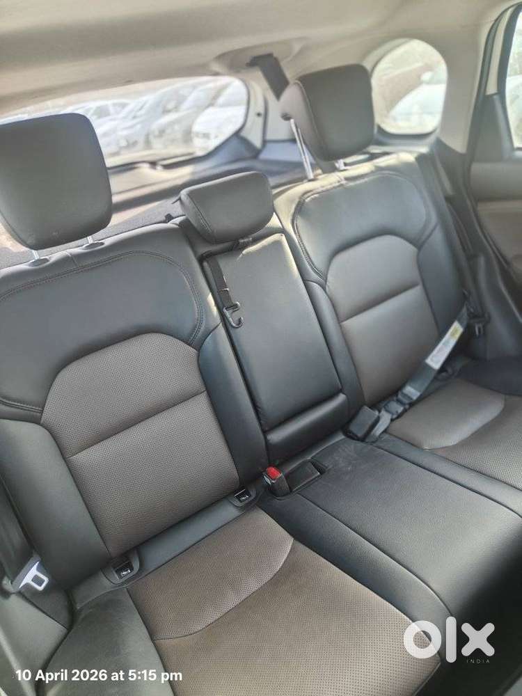 Toyota Urban Cruiser Hyryder 1.5 V Neo Drive At, 2024, Petrol