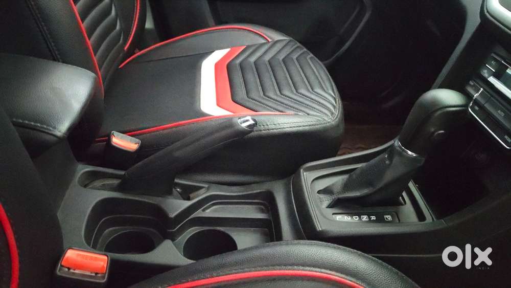 Maruti Suzuki Vitara Brezza 1.5 Vxi At, 2021, Petrol