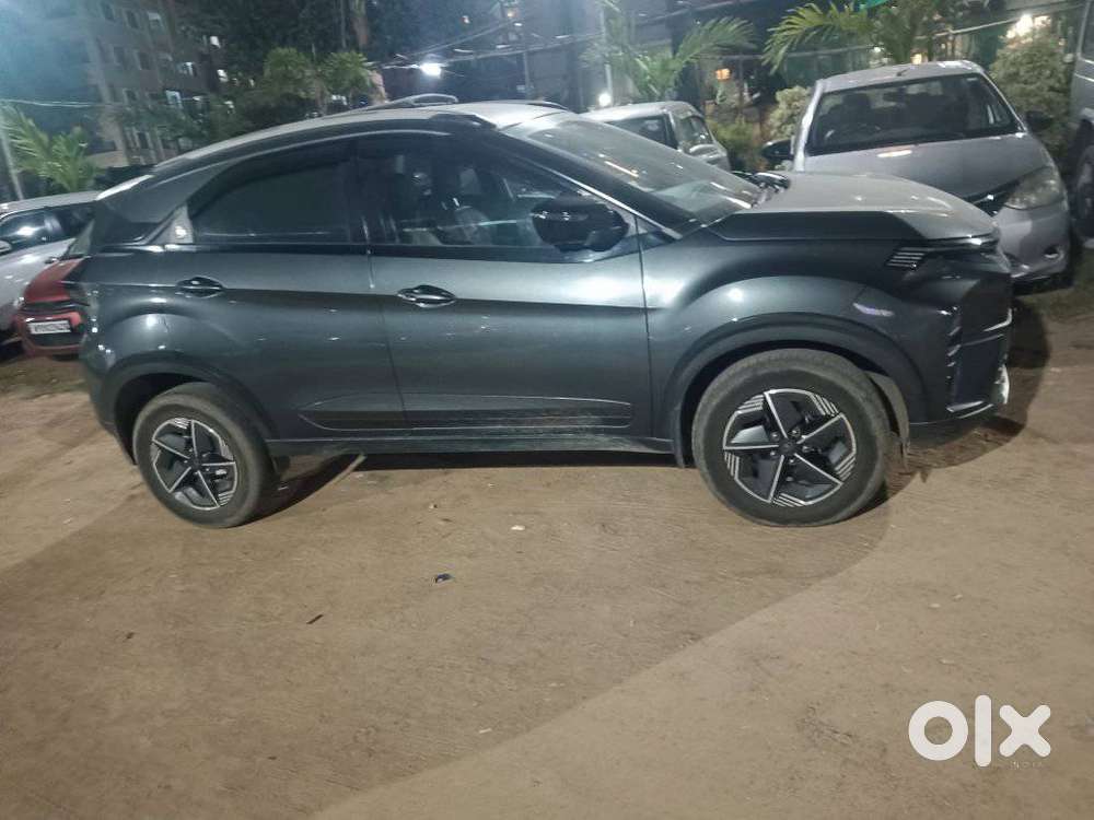 Tata Nexon 1.2 Revotron Xza Plus, 2023, Petrol