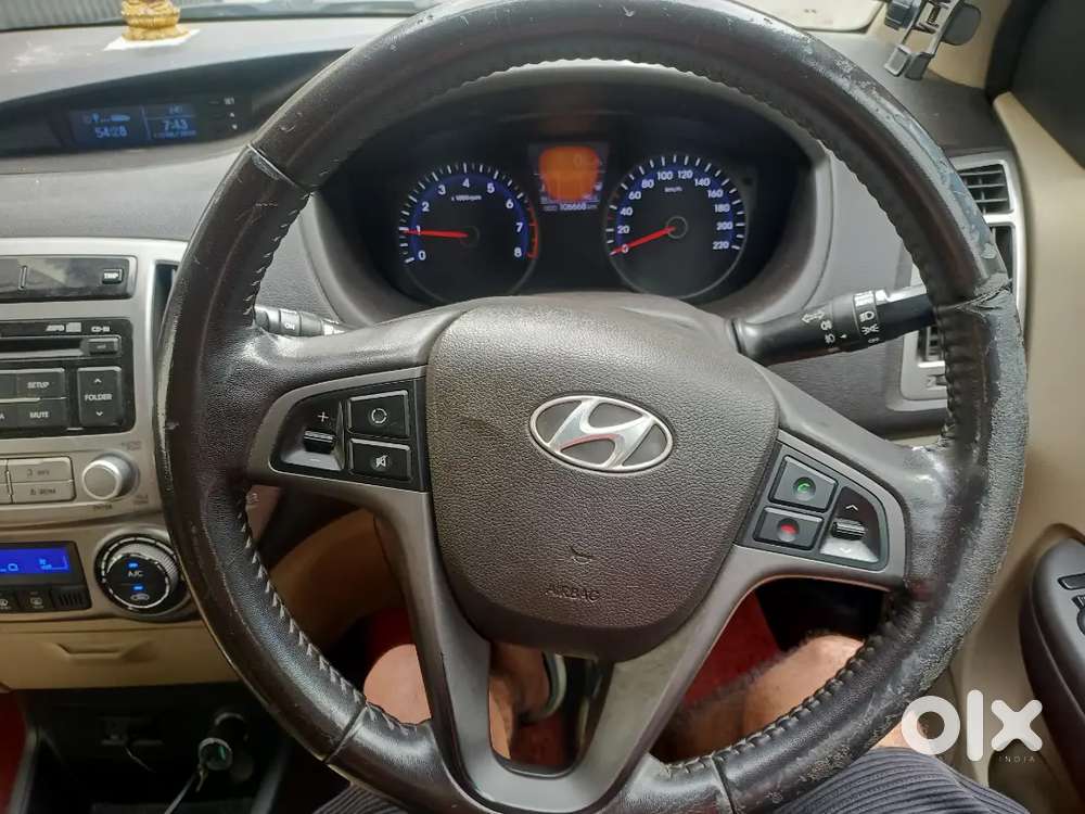 Hyundai I20 2012 Petrol 104000 Km Driven