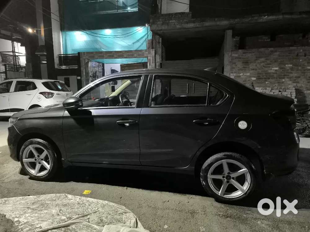 Honda Amaze 2023 Petrol 10200 Km Driven