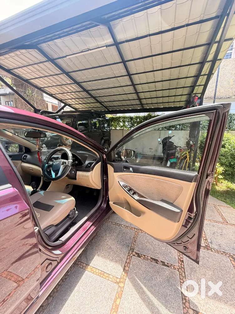 Hyundai Verna 1.6 Ex 2013 Petrol Manual