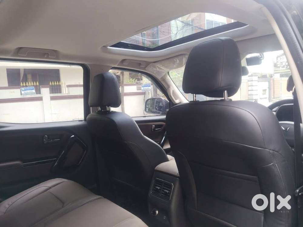 Mahindra Scorpio-n 2.2 Z8 Diesel At 4wd 7 Str, 2025