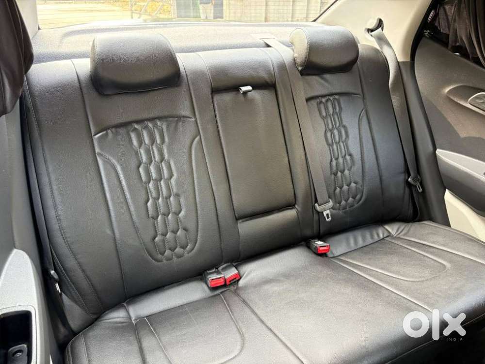 Hyundai Aura [2023-ongoing] 1.2 Sx Plus Petrol Amt, 2024, Petrol