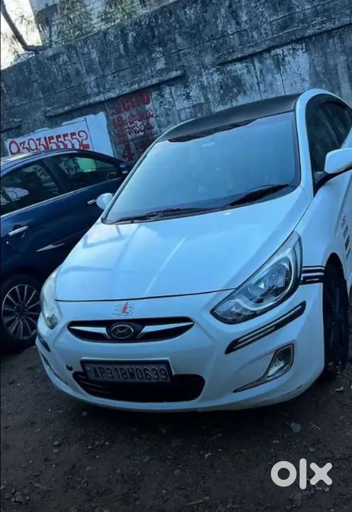 Hyundai Verna 2012 Diesel 100000 Km Driven