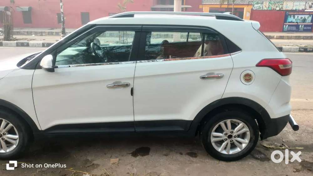 Hyundai Creta 2016 Petrol 98000 Km Driven