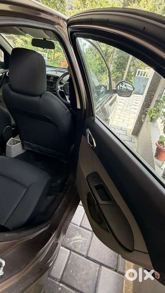 Tata Tiago Xz Petrol  2018