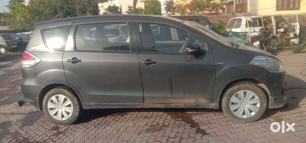 Maruti Suzuki Ertiga Vxi Abs Bs Iv, 2017, Petrol