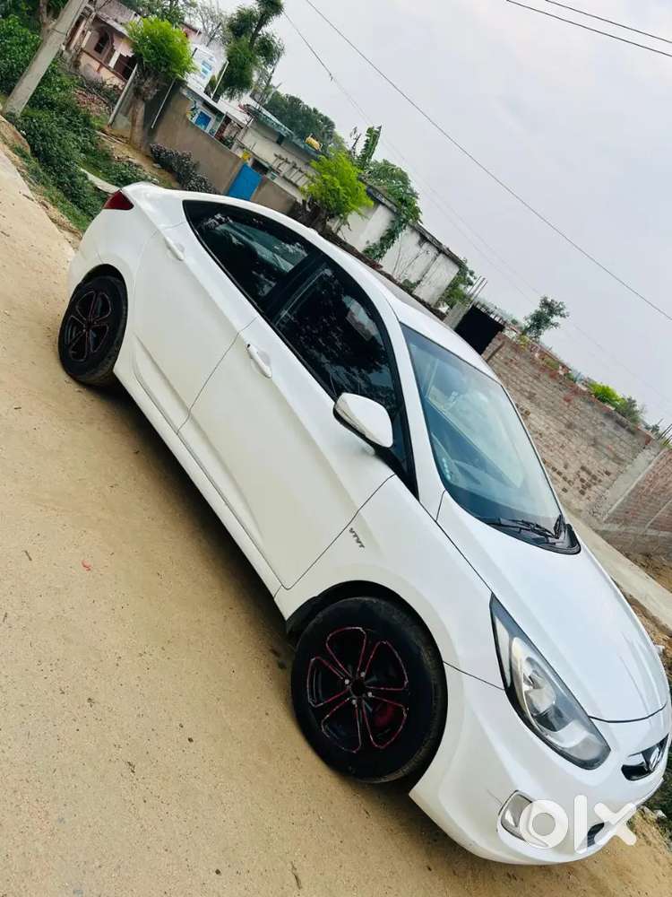 Hyundai Verna 2014 Petrol 70000 Km Driven