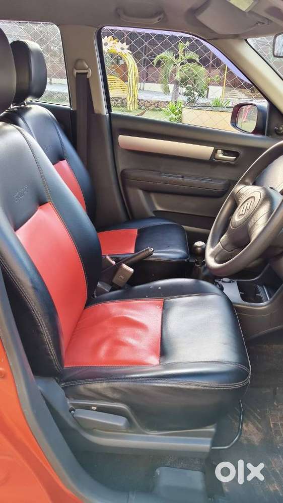 Maruti Suzuki Swift Vxi + Manual, 2011, Petrol
