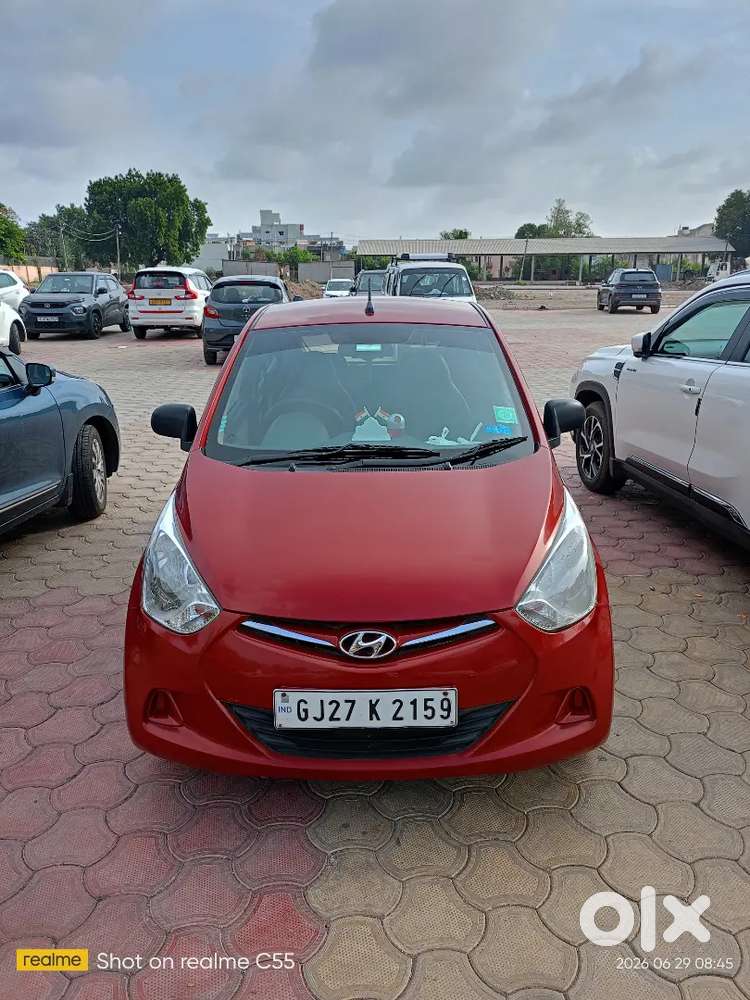 Hyundai Eon Magna 2012