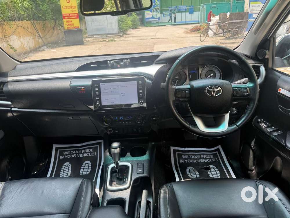 Toyota Hilux 2.8 High 4x4 Mt, 2023, Diesel