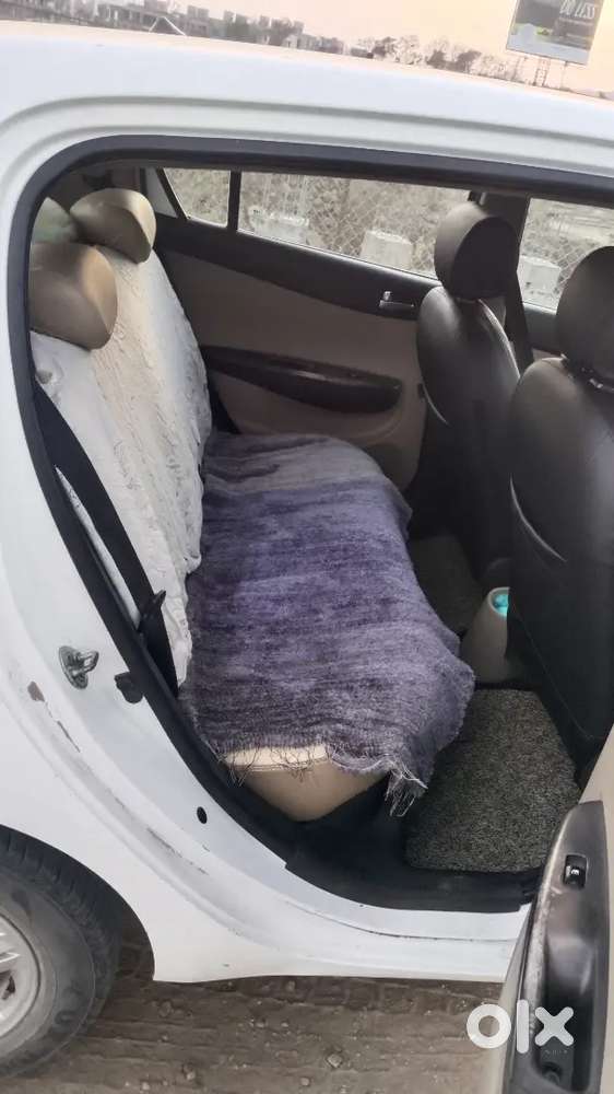 Hyundai I20 2010 Petrol 90000 Km Driven