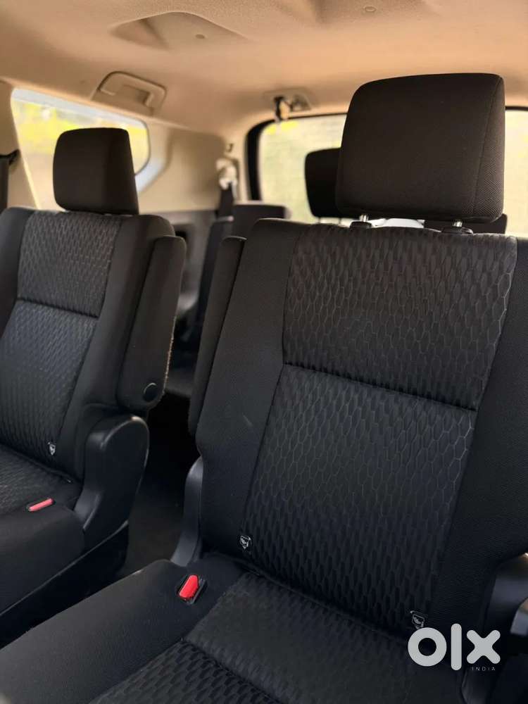 Toyota Innova Crysta [2020-ongoing] 2.4 Gx 7 Str, 2020, Diesel