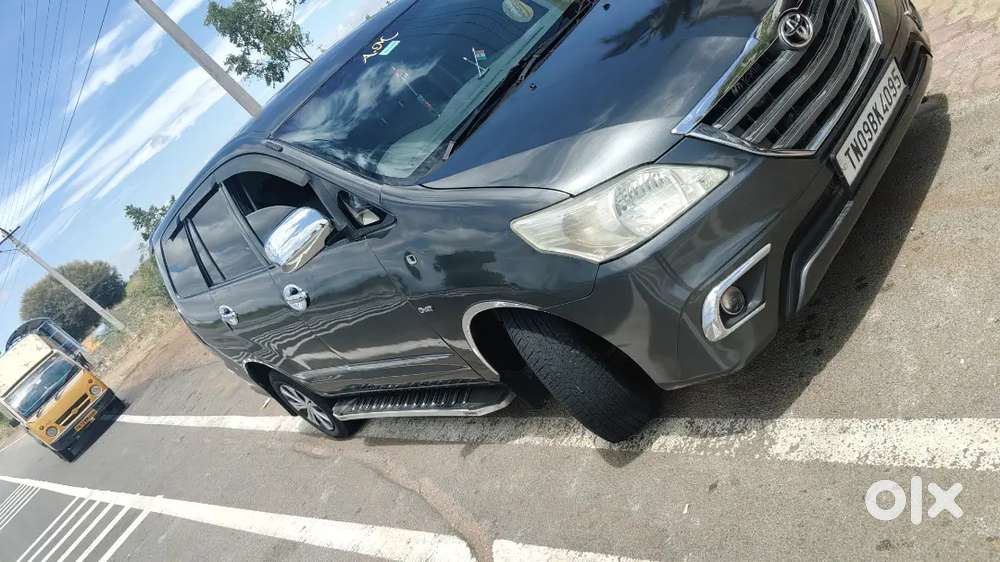 Toyota Innova 2011 Diesel 4th