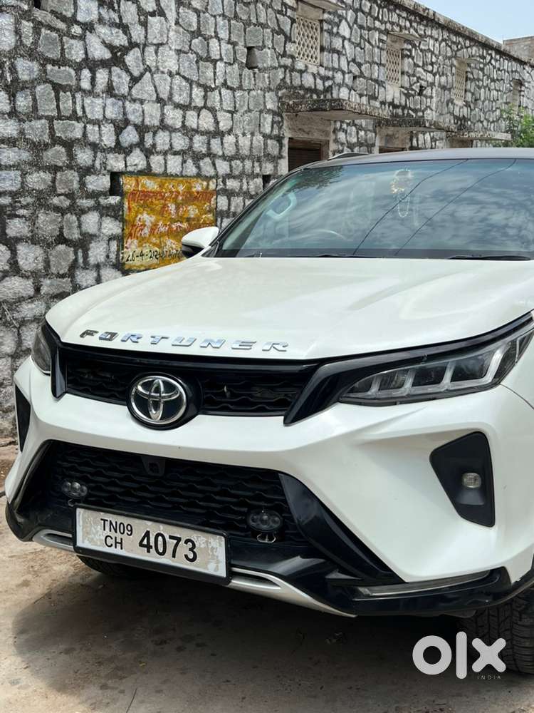 Toyota Fortuner Diesel 2017 Converted To Legender