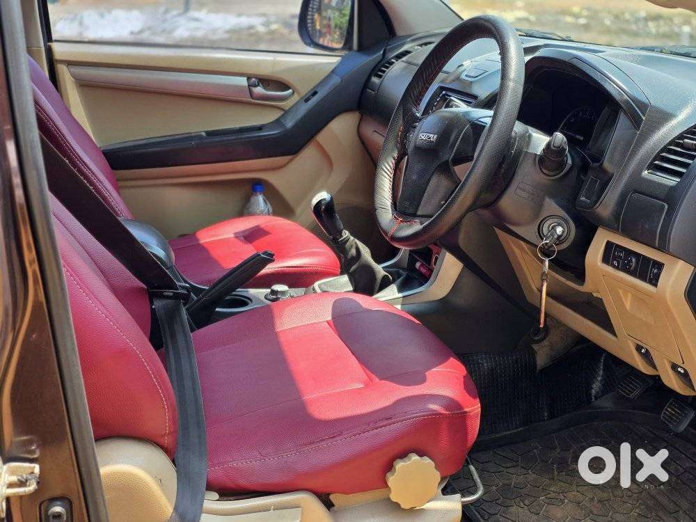 Isuzu D-max V-cross Z 4x4 Mt, 2017, Diesel