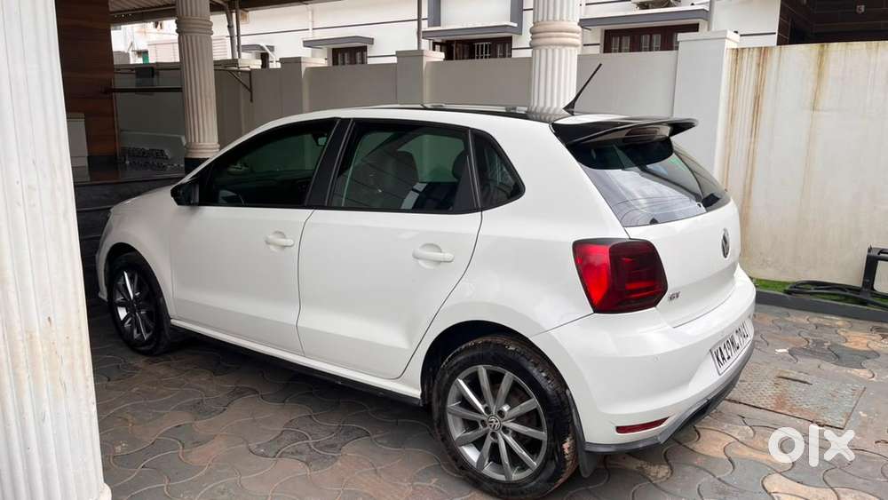 Volkswagen Polo Petrol 2021