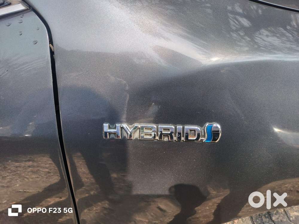 Toyota Camry 2.5l Automatic, 2015, Cng & Hybrids