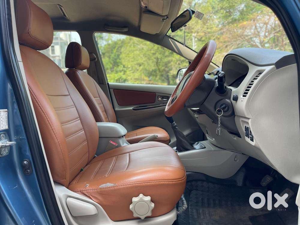 Toyota Innova Crysta 2.4 V, 2013, Diesel