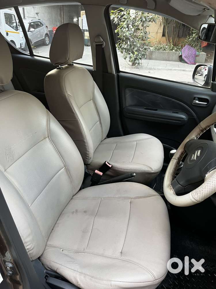 Maruti Suzuki Ritz Vxi, 2011, Petrol