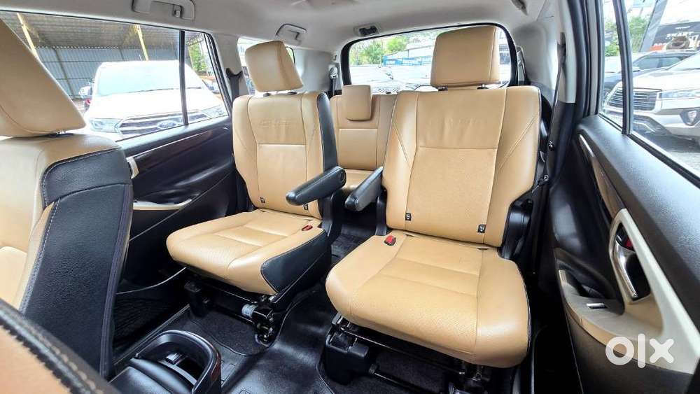 Toyota Innova Crysta 2.8 Zx At, 2022, Diesel