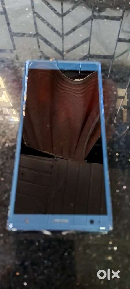 Xperia xz2 - Mobile Phones in Goregaon East, Mumbai - 1761403211