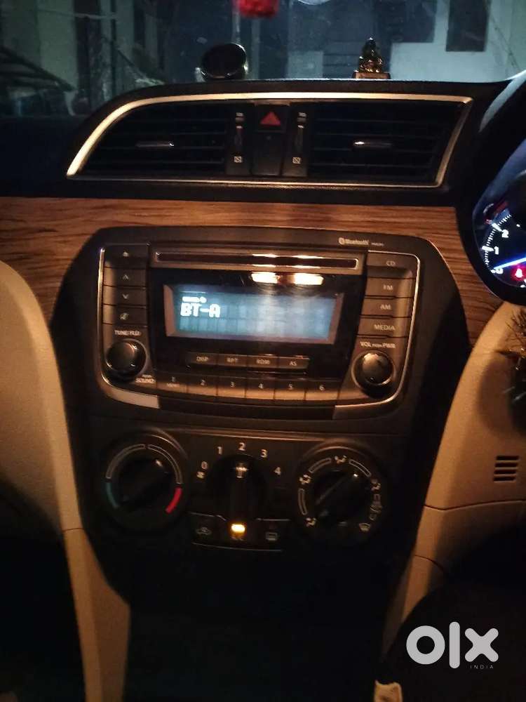 Maruti Suzuki Ciaz 2018 Petrol Well Maintained Beautiful Grey Colour