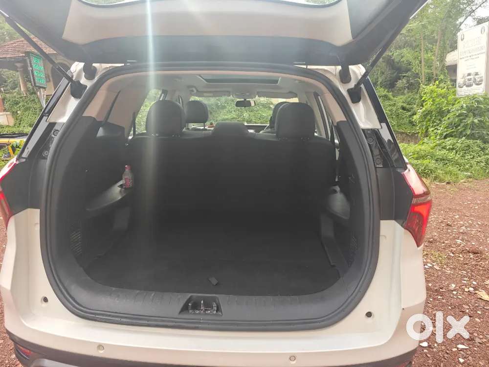 Mahindra Xuv700 2022 Petrol Manual